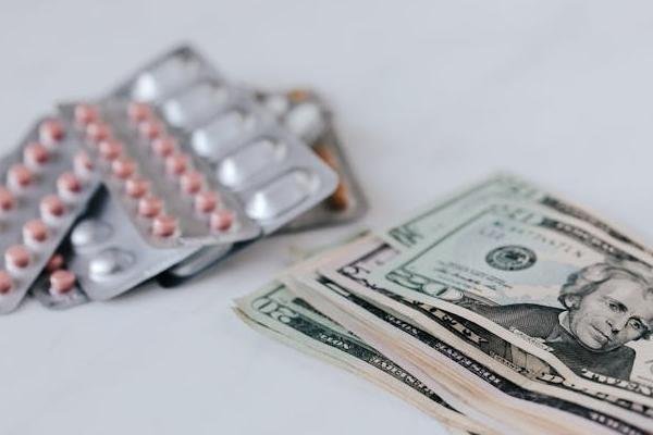 泰国试管婴儿费用大揭秘：花多少钱才能圆梦？